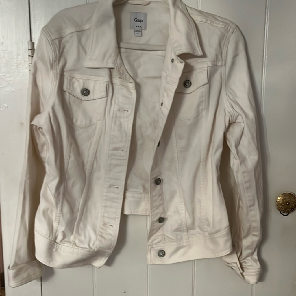 Gap White Denim Jacket Preowned M